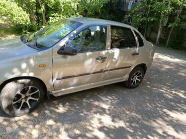 ВАЗ (ЛАДА): ВАЗ (ЛАДА) Kalina: 2005 г., 1.6 л, Механика, Бензин, Седан