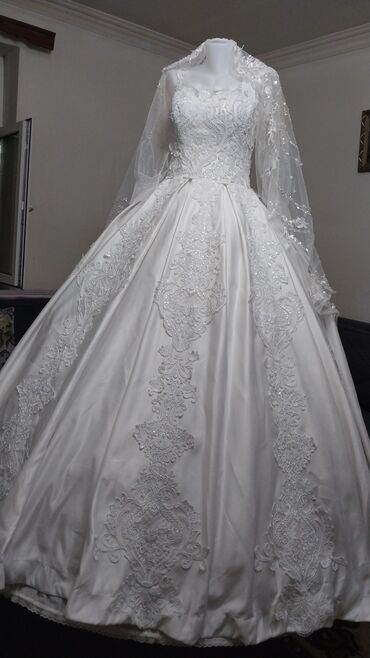 Toy paltarları: Məclis və gəlinlik dəstləri – zərif balıq, A-kəsim və şahzadə — 2