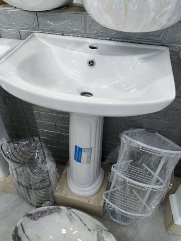 metbex ucun kafel metlax: Keramik pilyastraya dayaqla lavabo dəsti - Material: yüksək