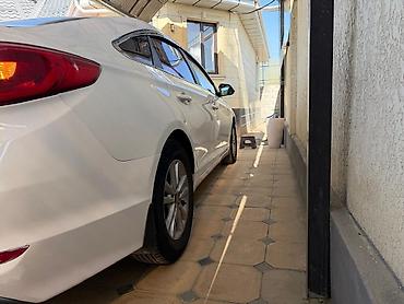 4: Hyundai Sonata: 2017 г., 2 л, Автомат, Газ, Седан — 4