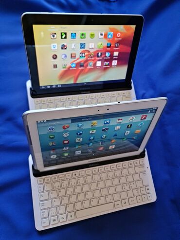 Tableti: 2 tanleta od 10 inca ko novi sa orginalnim fabrickim tastaturama. sve — 17