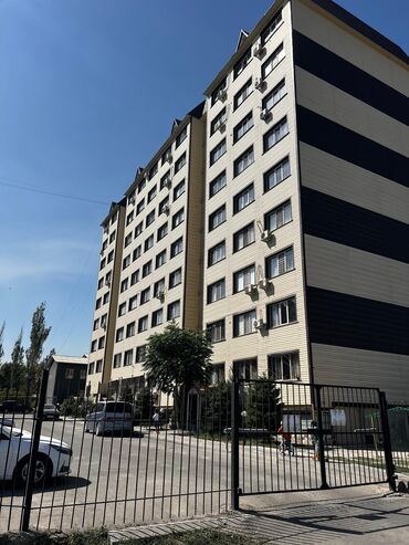 продаю квартиру в мкр учкун: 1 бөлмө, 45 кв. м, 106-серия жакшыртылган, 6 кабат, Евроремонт