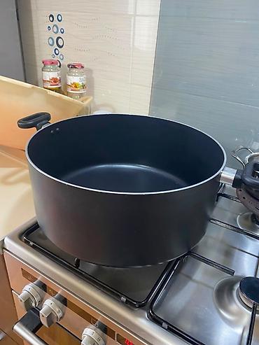 islenmis qazan: Qazan, rəng - Qara, 5-dən çox l, Tefal — 2