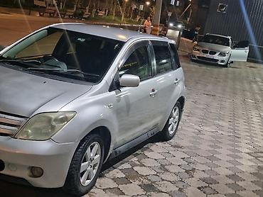 машины до 100к: Toyota Ist: 2003 г., Автомат, Бензин, Хэтчбэк — 3