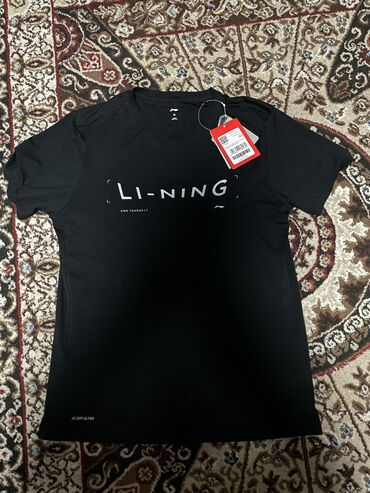 черная рубашка мужская: Футболка M (EU 38), L (EU 40), цвет - Черный