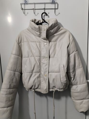 bele zimske jakne: S (EU 36), Jednobojni