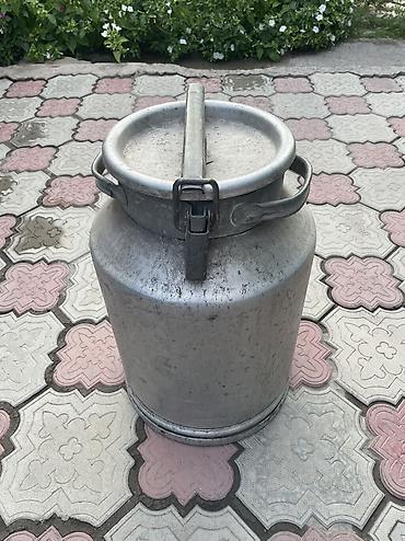 тоо жели: Фляги, 40 л, Алюминий, Б/у — 1