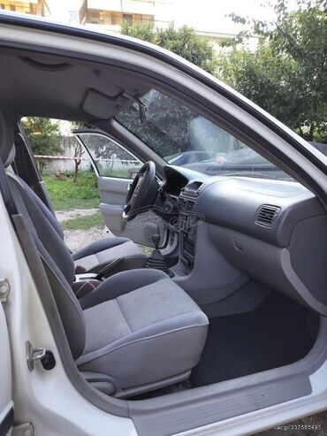 Toyota: Toyota Corolla: 1.4 l. | 2000 έ. Λιμουζίνα — 10