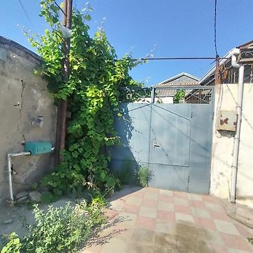 Həyət evləri və villaların satışı: Binəqədi qəs. 3 otaqlı, 100 kv. m, Orta təmir — 3