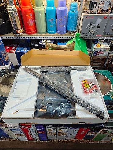 Кронштейны: Кронштейн для телевизора 40-75 Размер телевизора от 40-75 дьюмов Для — 12