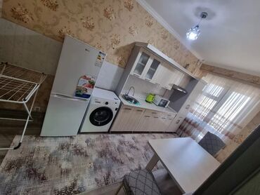 продаю 1 ком квартиру в бишкеке: 1 комната, Постельное белье, Кондиционер, Парковка