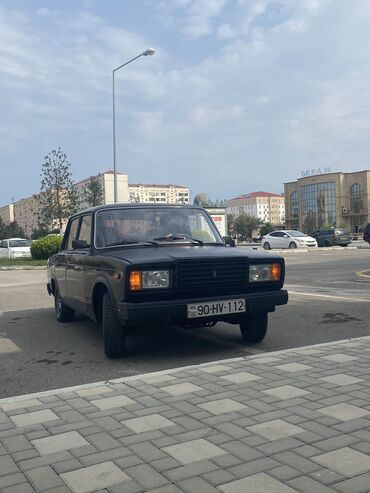 barter maşınlar: VAZ (LADA) 2107: 1.5 l | 2010 il | 1111 km Sedan