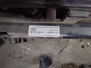 Другие детали кузова: Кузовные детали для БМВ ж20 2019 год автомобиля (черные и белые): - — 9