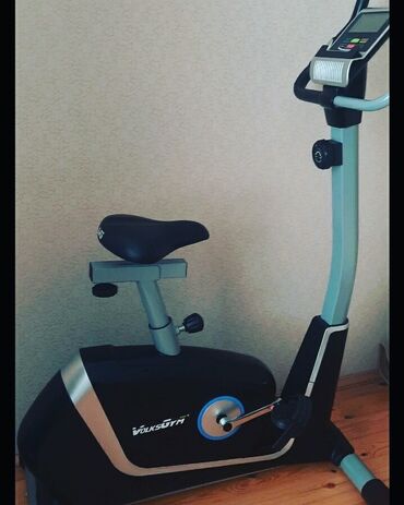Elliptik trenajorlar: Volksgym firmasının elliptik velosiped trenajoru. Məşq zamanı rahatlıq