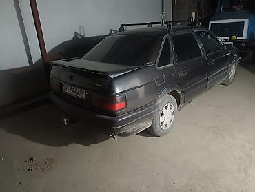 q7 audi: Volkswagen Passat: 1989 г., 1.8 л, Механика, Седан — 1