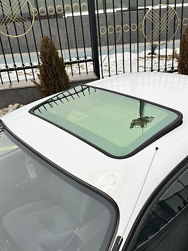 Toyota: Toyota Carina E: 1996 г., 1.8 л, Механика, Бензин, Хэтчбэк — 6