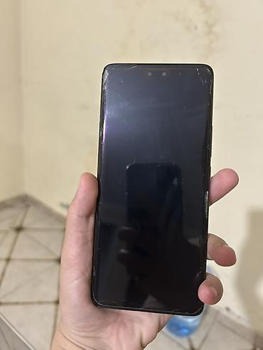 Мобильные телефоны: Xiaomi 12 Lite, 128 ГБ, цвет - Черный, 
 Битый — 6
