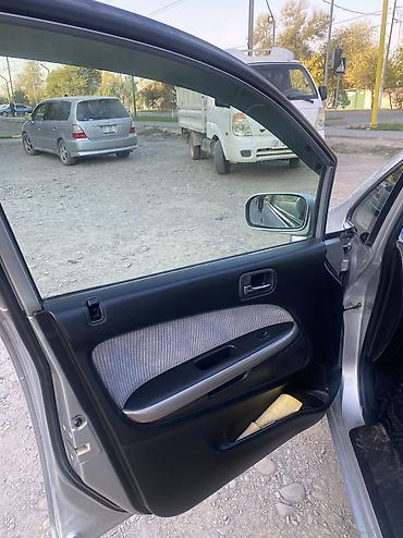 авто в рассрочку от собственника: Honda Stream: 2002 г., 2 л, Автомат, Бензин, Минивэн — 8