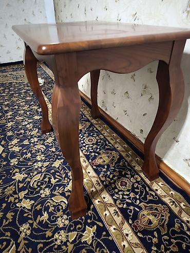 Журнальные столы: Продам стол из массива дерева,добротный,тяжёлый и устойчивый. Толстая — 2