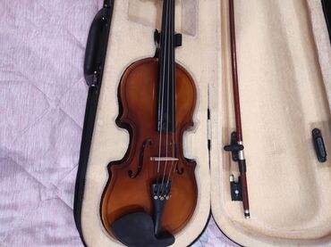 продать пианино бу: Məhsul: Skripka dəsti Təsvir: - Klassik 4/4 ölçülü skripka (tam ölçü) lalafo.az -da продать пианино бу: Məhsul: Skripka dəsti Təsvir: - Klassik 4/4 ölçülü skripka (tam ölçü)