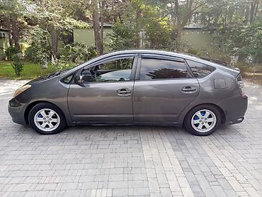 ucuz opel: Toyota Prius (2-ci nəsil, liftback) – benzin-elektrik hibrid - Kuzov — 6