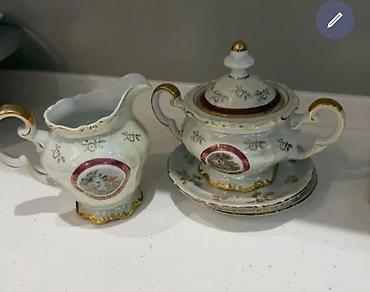 cay: Porcelan kreman və qəndqabı dəsti - Klassik üslubda, incə porcelandan — 1