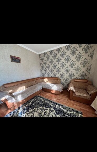 kunc divan metbex: Divan satilir 200azn. Acilir bazalidir. Unvan musfiqabad m 8365