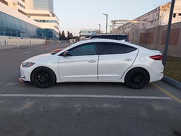 elantra difuzer: Hyundai Elantra: 1.4 l | 2016 il Sedan — 2