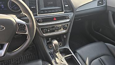 rolls rois: Hyundai Sonata: 2019 г., 2 л, Автомат, Газ, Седан — 8