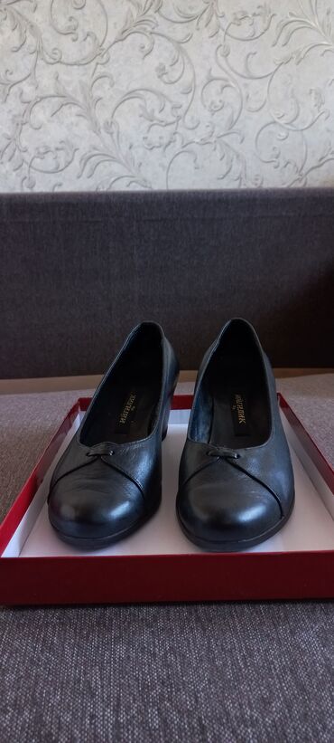обувь 24 размер: Туфли 36, цвет - Черный