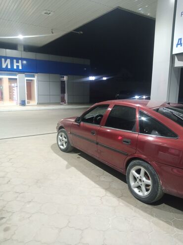 россия авто: Opel Vectra: 1998 г., 2 л, Механика, Бензин, Седан