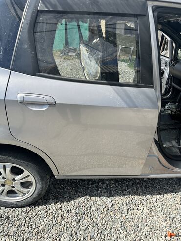 бу запчасти на мерседес в бишкеке: Эшик Арткы оң Honda, Колдонулган, Оригинал