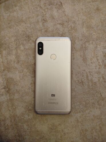 Xiaomi: Xiaomi Mi A2 Lite, 32 GB, rəng - Qızılı