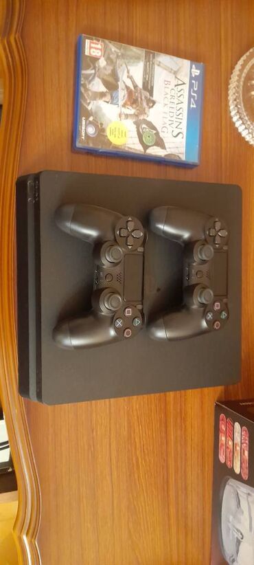 islenmis playstation 3 satisi: Ps 4 silim 500 gb ideal veziyyetdedir 2 eded teze pulta birlikde