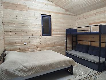 Посуточная аренда квартир: 2 комнаты, Парковка, Постельное белье, Душевая кабина — 11