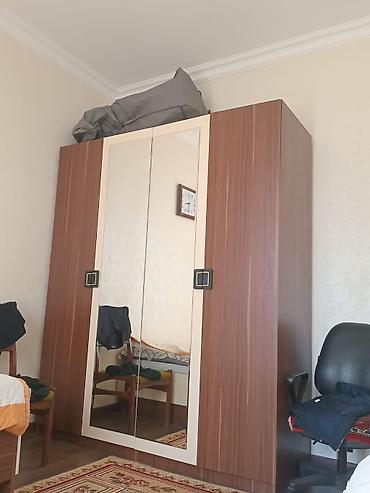 2el dolablar: İşlənmiş, 4 qapılı, Güzgülü, Qəhvəyi, Açılan, Düz dolab — 1