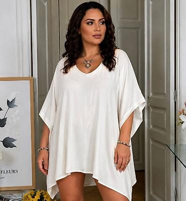 super tinks: 06. Tunike za punije
2XL 3XL 4XL
Cena : 2.800 dinara H — 2