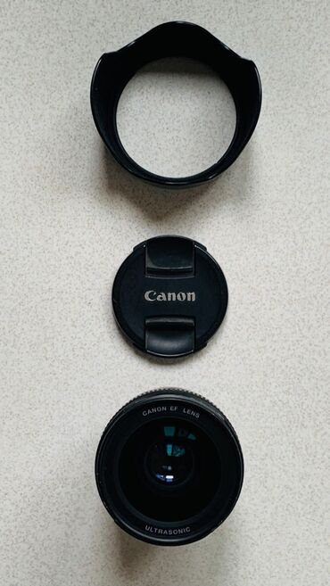 Canon EF 35mm f/1.4 L USM
Tam ishlek veziyetde, ciziqlari var