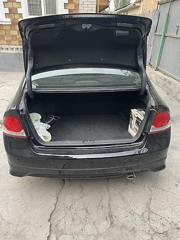 Продажа авто: Honda Civic: 2009 г., 1.3 л, Автомат, Гибрид, Седан — 6