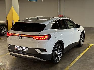 Volkswagen: ID4
49000km
2022 — 5