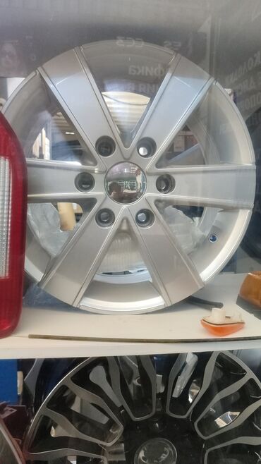 Диски: Диски R 34 Б/у at lalafo.kg — 10 Диски: Диски R 34 Б/у — 10