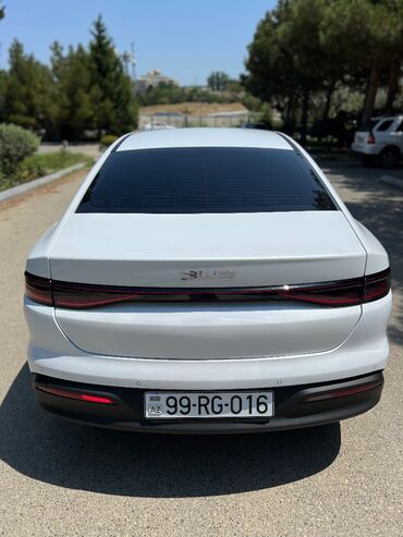 BYD: Salam, avtomobil taksi buraxilishi var icareye verilir etrafli — 2