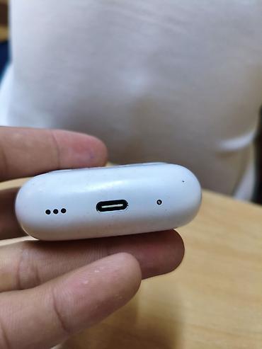 Мобильные телефоны и аксессуары: Беспроводные вакуумные наушники, Apple, AirPods Pro 2, Б/у — 4