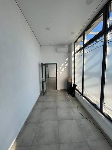 Аренда офисов: Аренда офисов, 123 м², В жилом комплексе, С отдельной кухней, С отдельным входом, С отдельным сан узлом — 4