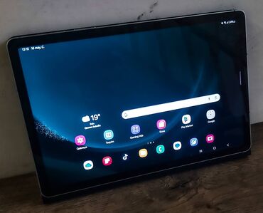 Samsung: Samsung Galaxy Tab S9 FE 5G 6/128 Planset hec vaxt ustada olmayib