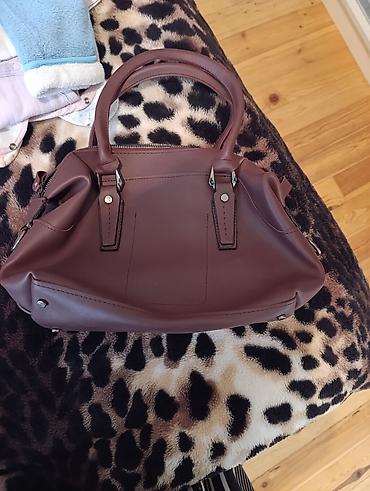 Çantalar: Məhsul: Qadın çantası və ayaqqabılar dəsti - Çanta: Bordo rəngdə, iki — 1