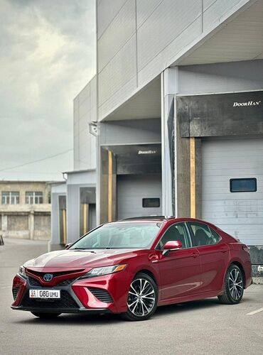 runx alex: Toyota Camry: 2018 г., 2.5 л, Автомат, Гибрид, Седан