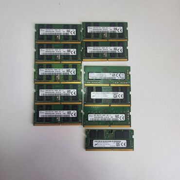 ram ddr2: Operativ yaddaş (RAM) Samsung, 8 GB, 2400 Mhz, DDR4, Noutbuk üçün, İşlənmiş