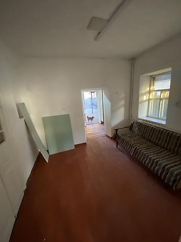 Долгосрочная аренда домов: 75 м², 4 комнаты — 14