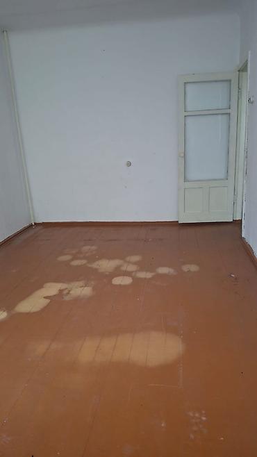 ак кеме старый аэропорт: 3 комнаты, 60 м², 1 этаж, Старый ремонт — 10